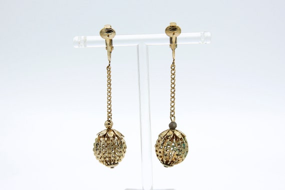 Vintage 1968 Sarah Coventry SAUCY SWINGERS Earrings Gold Tone Dangle Drop Clip On Rare!