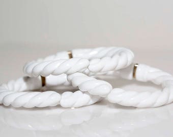 White Twist Clamper Bangle Bracelet Vintage NOS Plastic Hinged Retro Bracelet
