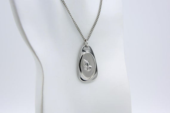 Vintage Sarah Coventry 1977 DEVOTION Necklace Silver Tone Religious Serenity Prayer Pendant Drop Rare!
