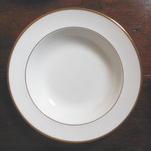 Wedgwood California White Rim Soup Bowl 8&quot; Bone China Gold Verge Line & Trim Elegant - Lovely Condition - Sold in Pairs