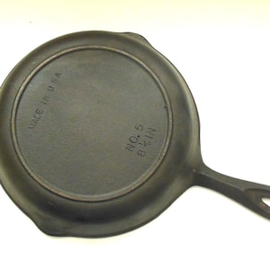 Vintage BSR No. 5 Cast Iron Skillet - Restored & Seasoned