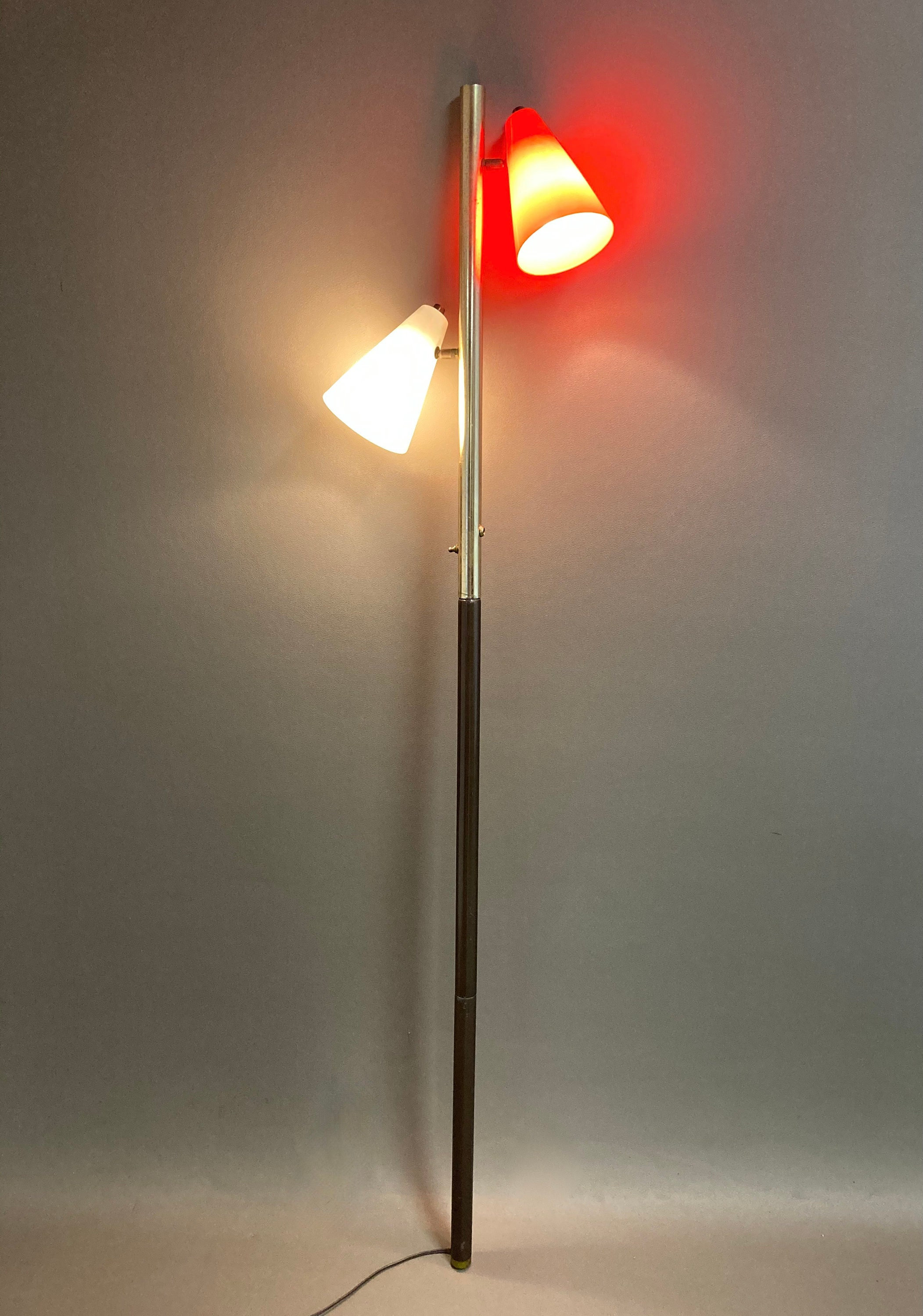 Lampadaire Américain Design 1950.