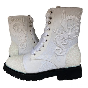 White dragon boots, Dragon lace boots, White lace boots, White bridal boots, Dragon ankle boots, Altenative wedding, Custom combat boots