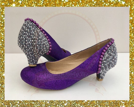 purple small heel shoes