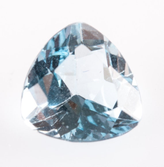 Natural Sky Blue Topaz 6mm x 4mm Oval Cut Gem Gemstone
