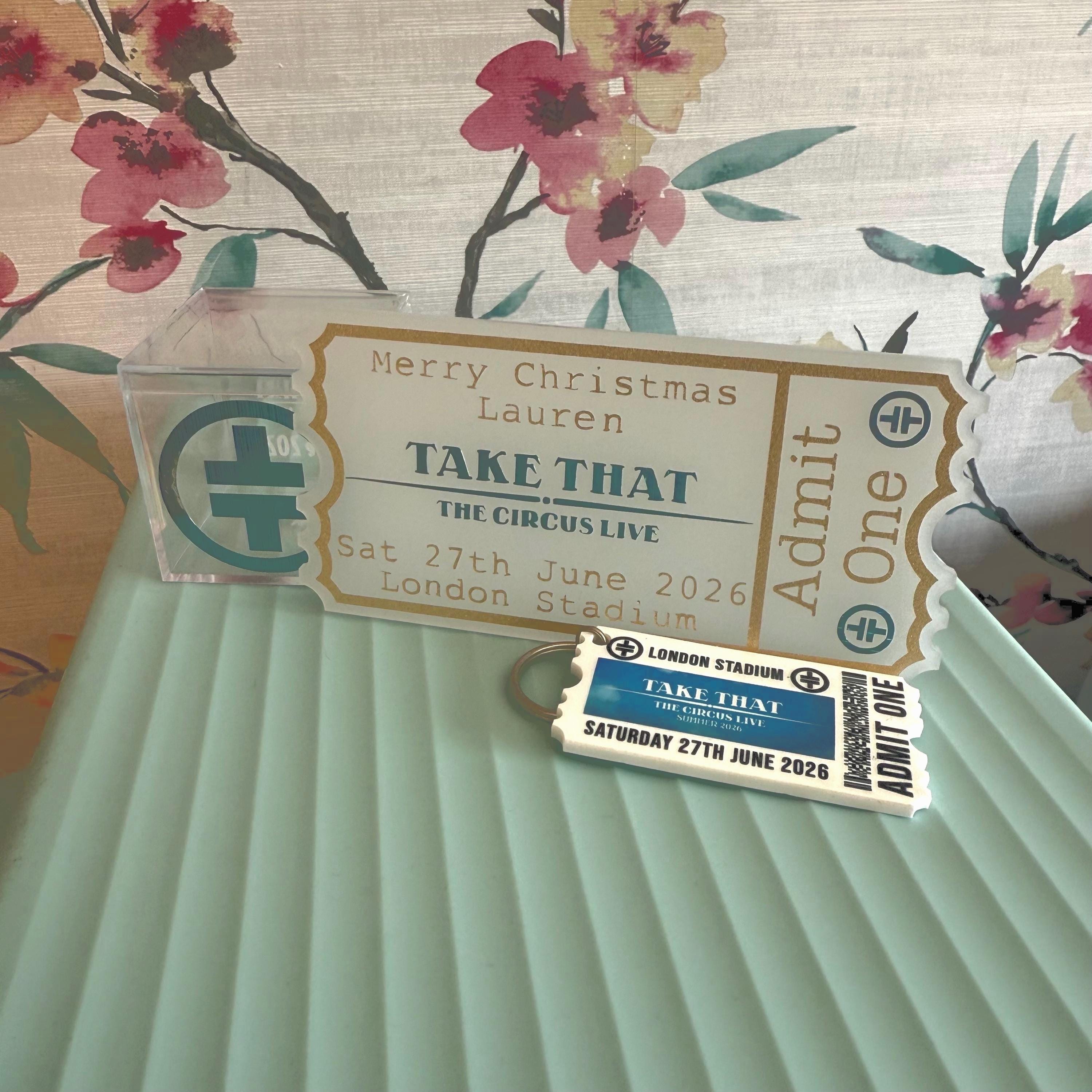 Takethat グッズ shuri・寺田志保】FJ Family presents ～ “ JUMP OUT ” LIVE vol