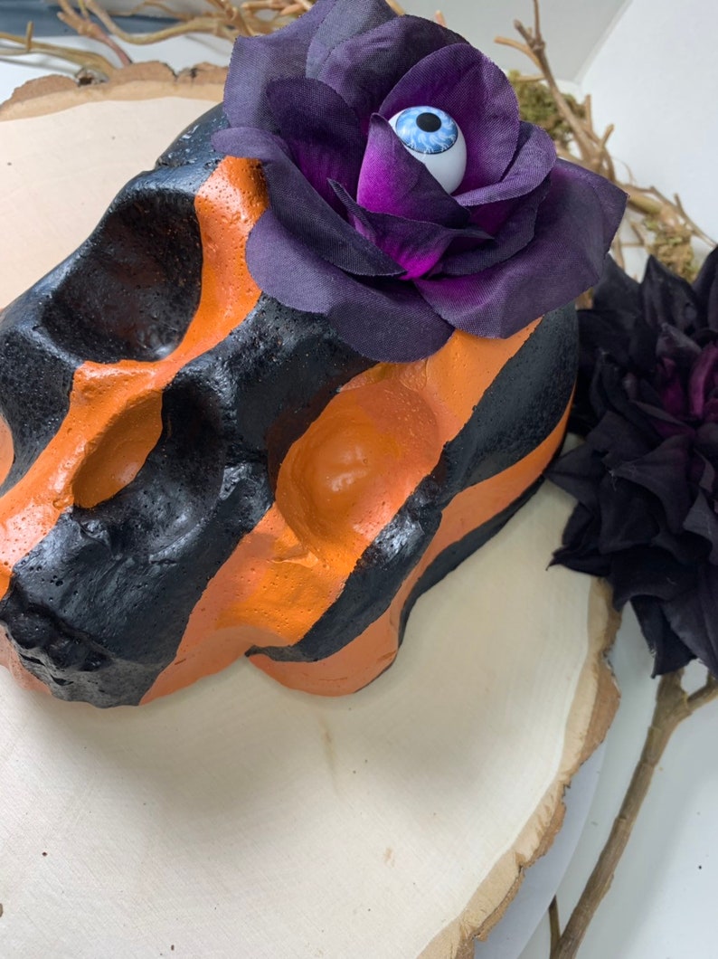 Cement Skull planter