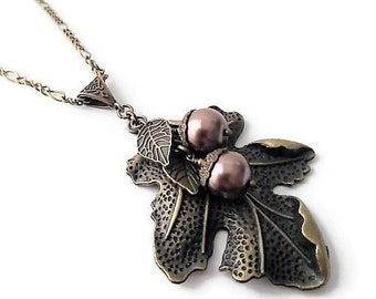Large Oak Leaf and Acorn Pendant Necklace, Antique Brass Beige Brown Pearl Necklace, Woodland Nature Jewelry, Long Chain Necklace For Women