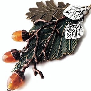Large Leaf Tree Branch and Acorn Bag Charm, Woodland Keychain, Purse Zipper Pull Clip On Charm, Nature Inspired Key Ring, Car Mirror Hanging