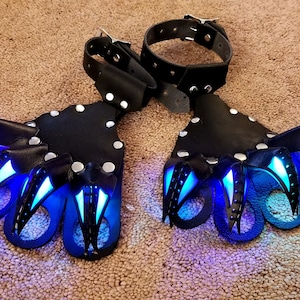 Leather Dragon Hand Claws Portable Small with Glowing Claws