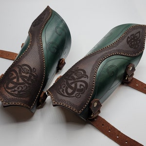 Leather Celtic Elf Elvin Bracers Arm Guards Gauntlets