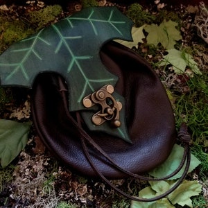 Bolsa de dados de hoja de arce élfica de cuero GLOWS