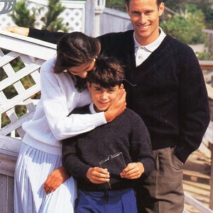 Classic Raglan V Neck Sweater Knitting Pattern, 26-48" (PDF)