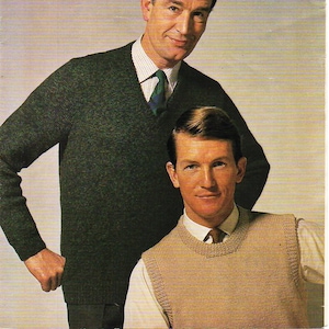 vintage mens round neck slipover sweater knitting pattern pdf v neck jumper pullover 38-44&quot; DK light worsted 8ply instant download