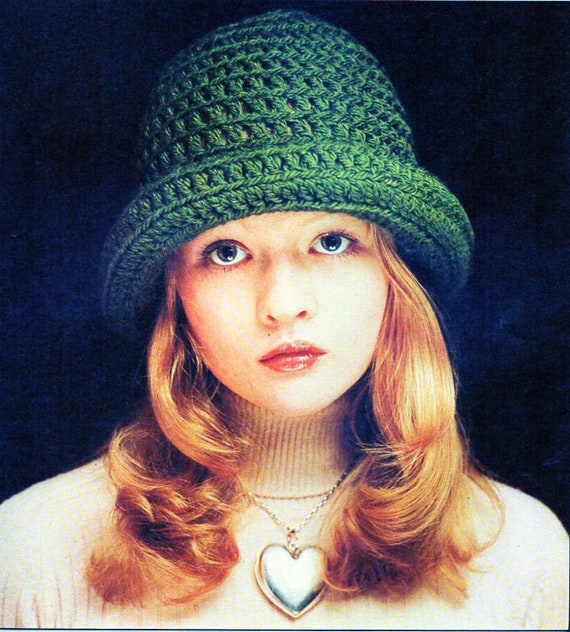 vintage womens crochet hat crochet pattern pdf ladies crochet cloche hat with brim rolled brim chunky bulky 12ply pdf instant download