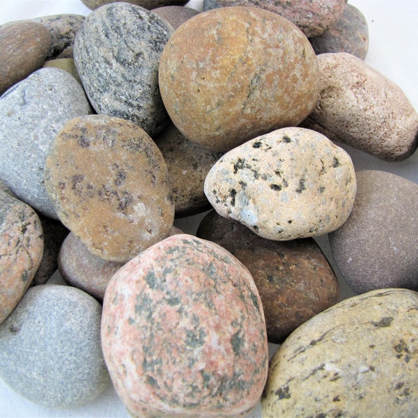 River Rock - Natural Beach Stones - Weathered Round Rocks - 5 pounds