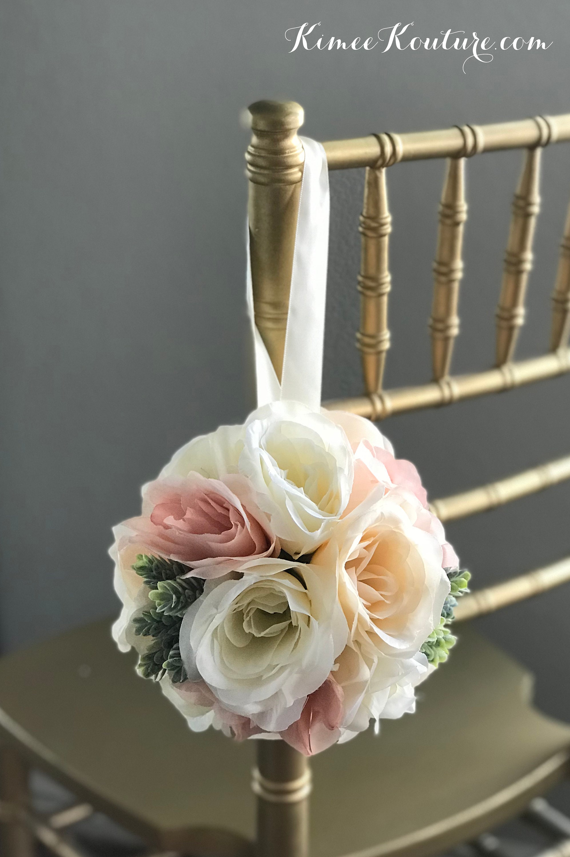DIY fresh flower pomanders  Diy wedding flowers, Pomander wedding, Flower  ball