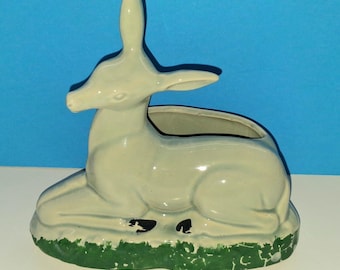 Ceramiczna doniczka w kształcie jelenia z połowy XX wieku, wystrój domu w stylu vintage