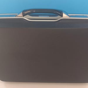 Vintage Samsonite Black Hard Shell Briefcase/Attache Case, Retro Briefcase With Multi Pocket Document Storage.