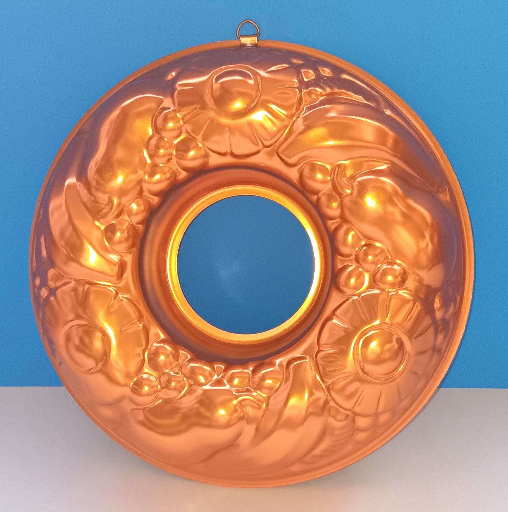 ビンテージ 銅製 リングモールド ゼリー型 メロンゼリー型 フルーツ/花のデザインが施されたヴィンテージ銅製ゼリーリング型