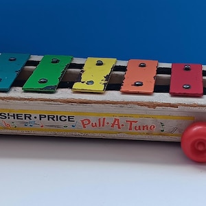 Vintage 1964 Fisher Price Pull A Tune Rolling Xylophone Pull Toy, Collectible Mid Century Fisher Price Pull Toy #870.