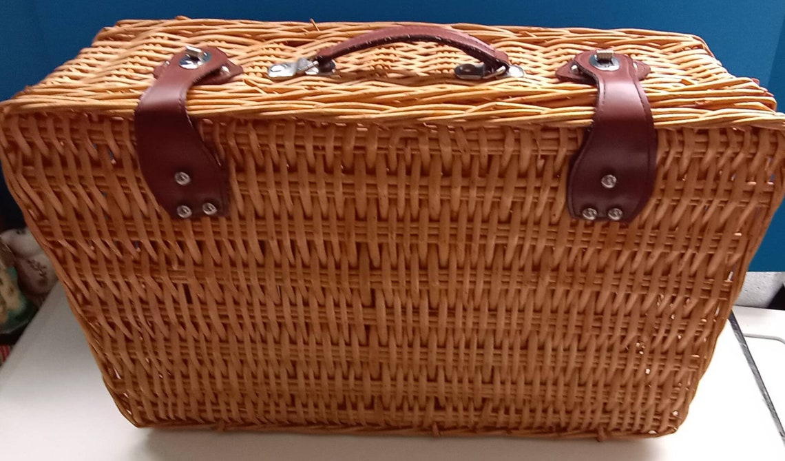 Vintage Wicker Picnic Basket/Suitcase With Leather Handle Etsy