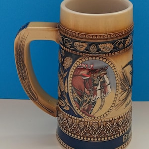 Vintage 1987 Keramik Budweiser Bierkrug Anheuser Busch mit Clydesdale Horse Design, Sammler Vintage Budweiser Bierkrug.