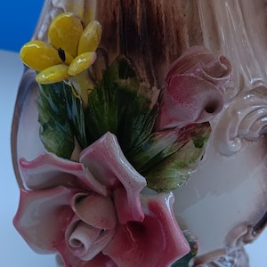 Vintage Capodimonte Porcelain Floral Bowl: Italian Ceramic Decor image 9