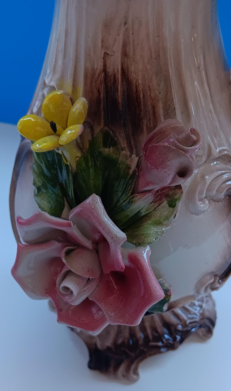 Vintage Capodimonte Porcelain Floral Bowl: Italian Ceramic Decor image 9