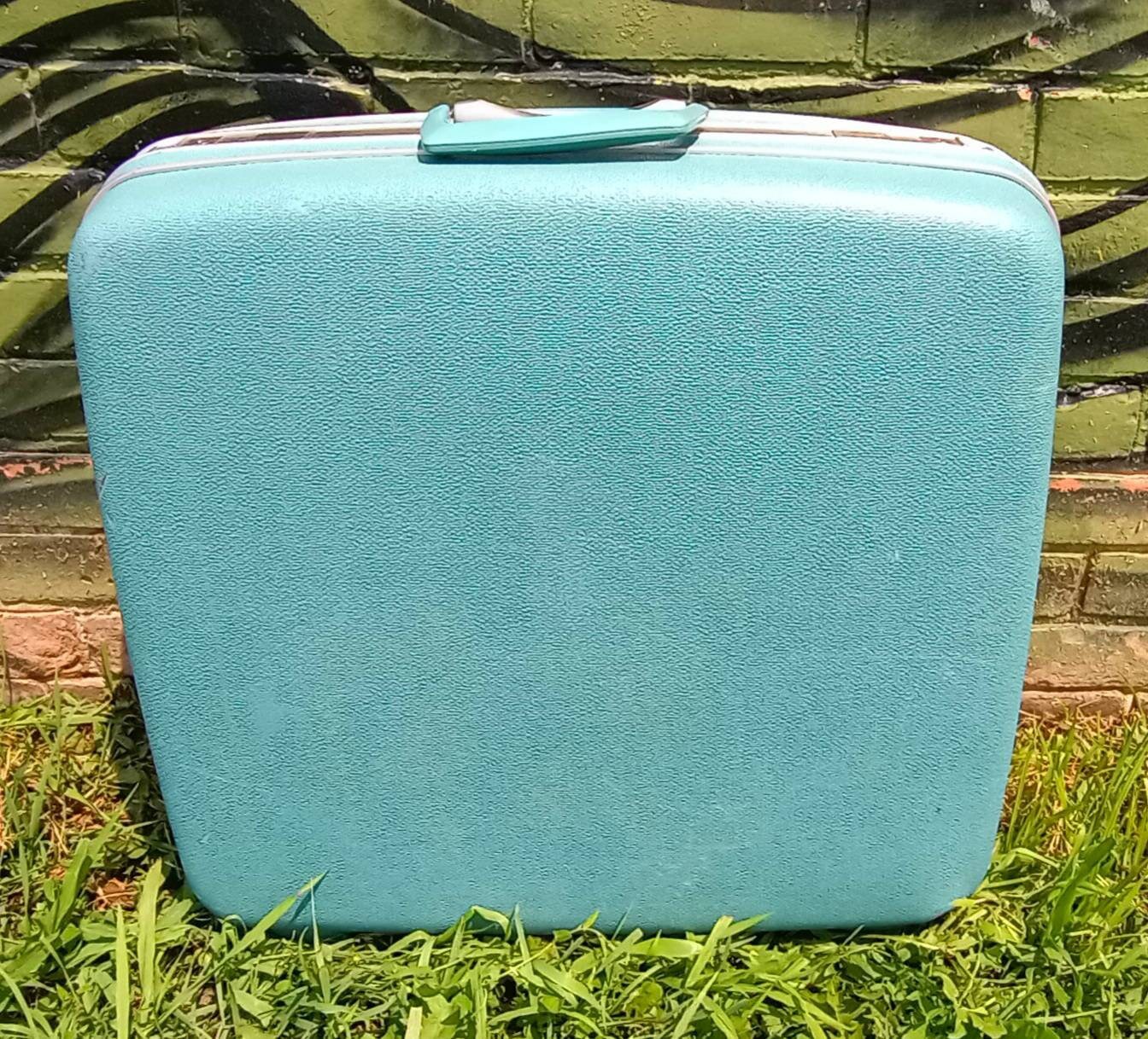 samsonite square luggage