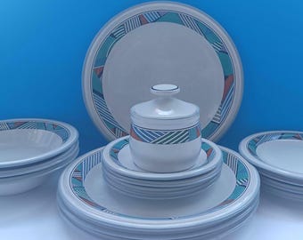 Vintage Christopher Stuart Y2321 Geometry Design China Set Sixteen