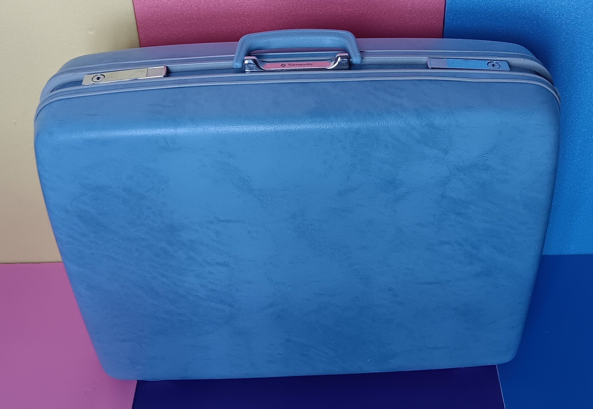 Personalized Vintage Hard Shell Suitcase -- Marleylilly
