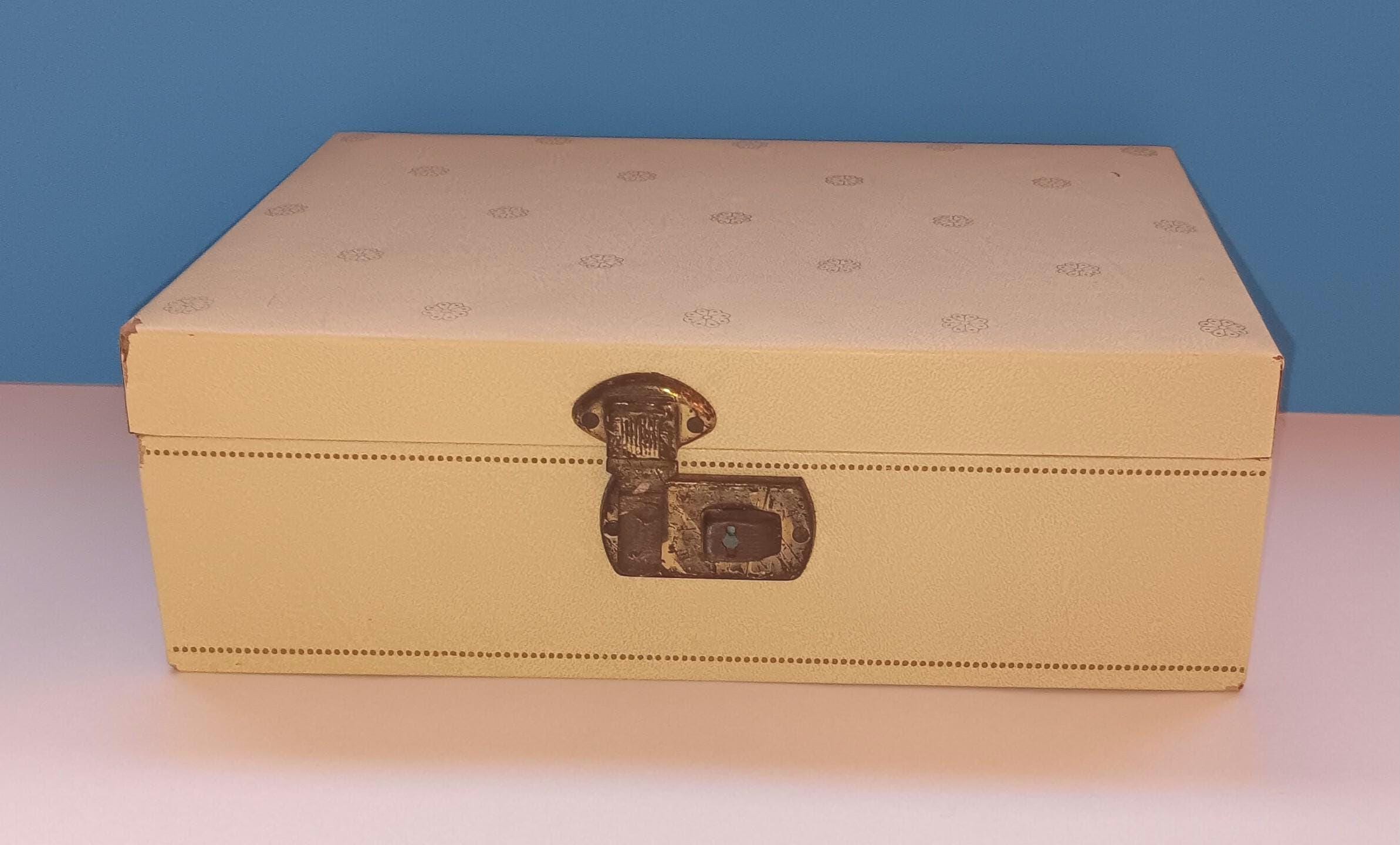 メープル ジュエリーBOX Mid Century Two Tier Cream Colored Jewelry Box by Mele, Vintage