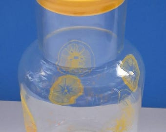 Vintage 1970s Pyrex Glass Juice Carafe/Pitcher, Retro 2 Quart Pyrex Juice Carafe.