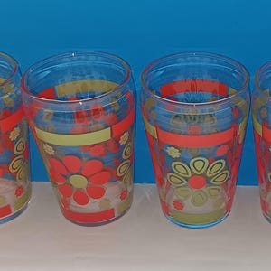 Set Of Four Vintage Six Ounce Flower Power Juice Glasses, Retro Vintage Juice Glasses With Floral Design.
