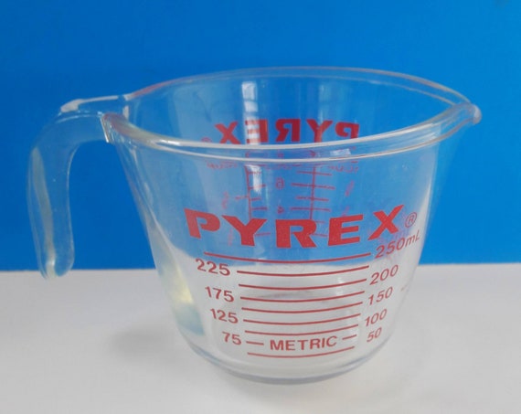 Vintage Corning Pyrex One Cup Measuring Cup, 250 ML, Vintage Corning Glass  Pyrex Measuring Cup, 1990s Vintage Pyrex. 