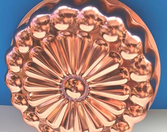 Vintage Copper Jello Mold: Floral Pinwheel Design, Retro Kitchen Decor