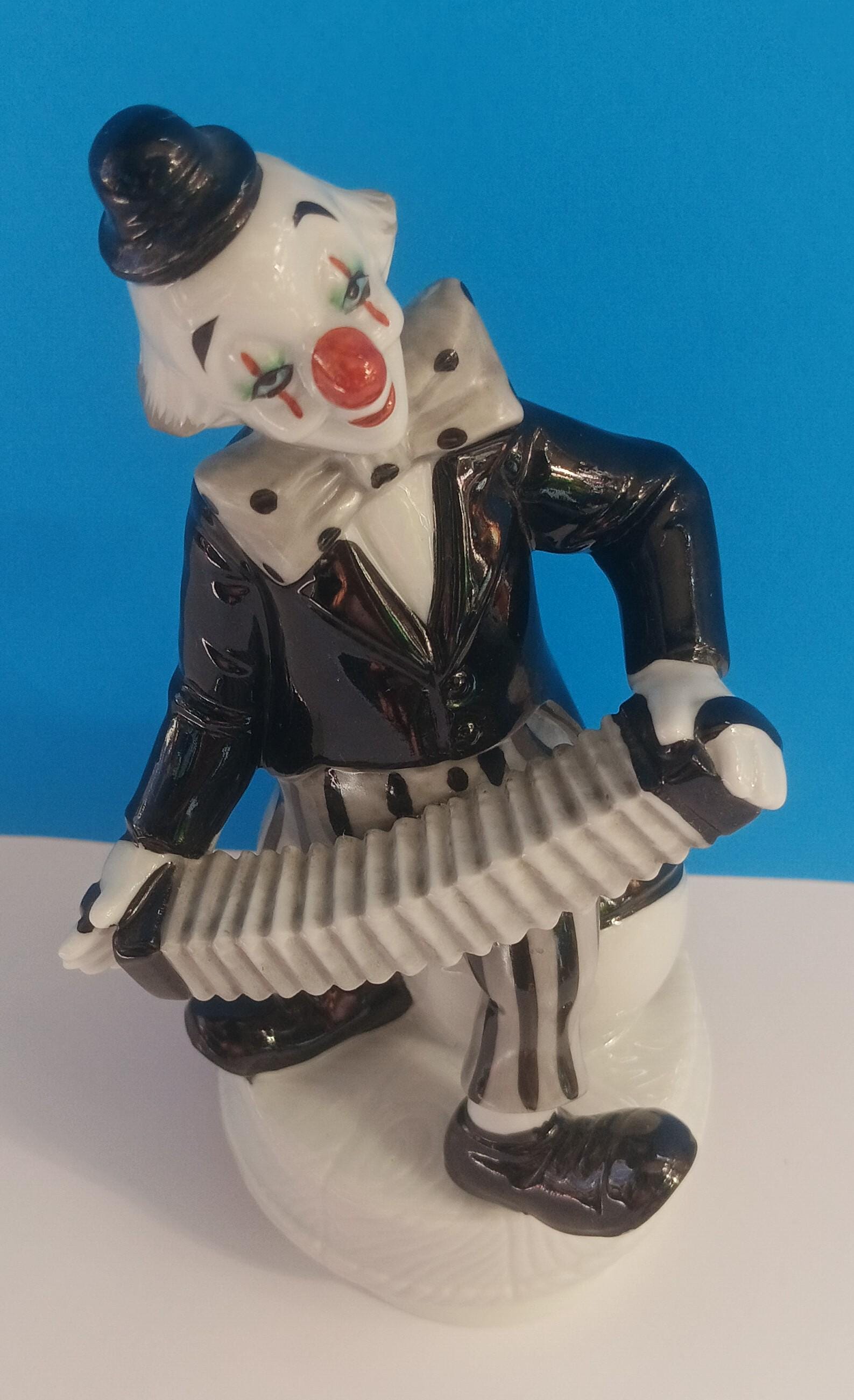 NAGAYA SANGYO　NWA-463-5500　オルゴール　ピエロ　レトロ NAGAYA SANGYO NWA-463-5500 オルゴール ピエロ レトロ Little Puff