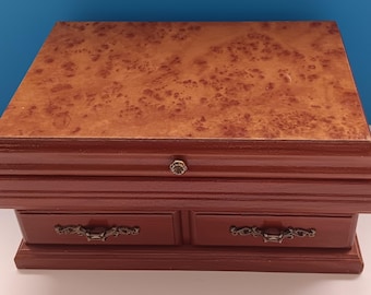 Joyero vintage de madera de nudo de tres niveles con espejo y estante para collares, joyero de madera retro fabricado en Taiwán.