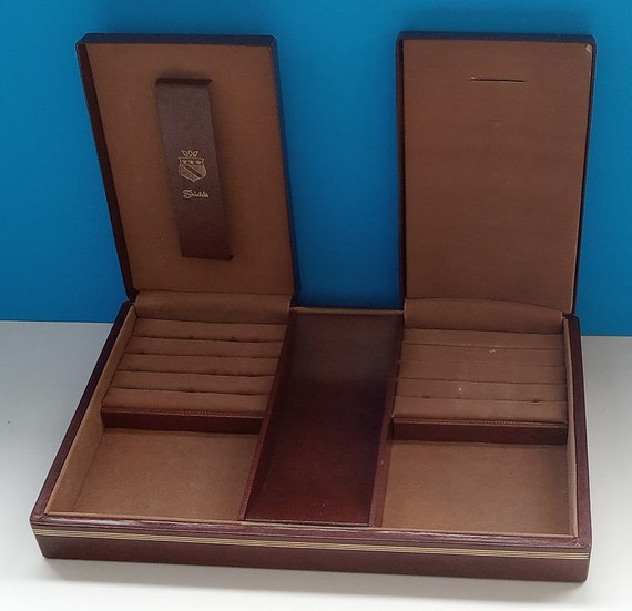 Portagioie da uomo vintage in ecopelle Shields con due scomparti  portaoggetti, portagioie della metà del secolo di Shields. -  Italia