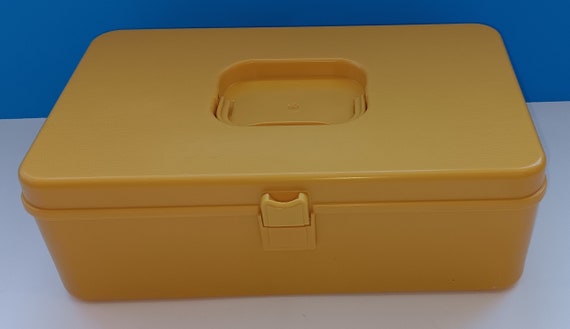 Vintage Yellow Plastic Wil Hold Sewing Box With Sewing Supplies, Retro Sewing  Box. -  Canada