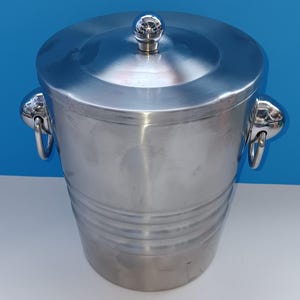 Vintage Stainless Steel Ice Bucket: Retro Bar Decor