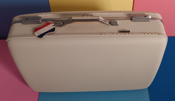 Mid Century American Tourister Tiara White Hard S… - image 1