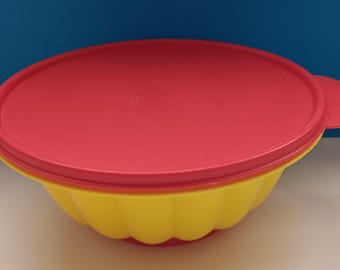 ヴィンテージの斑点模様のタッパーウェア ジェルリング型 6カップ