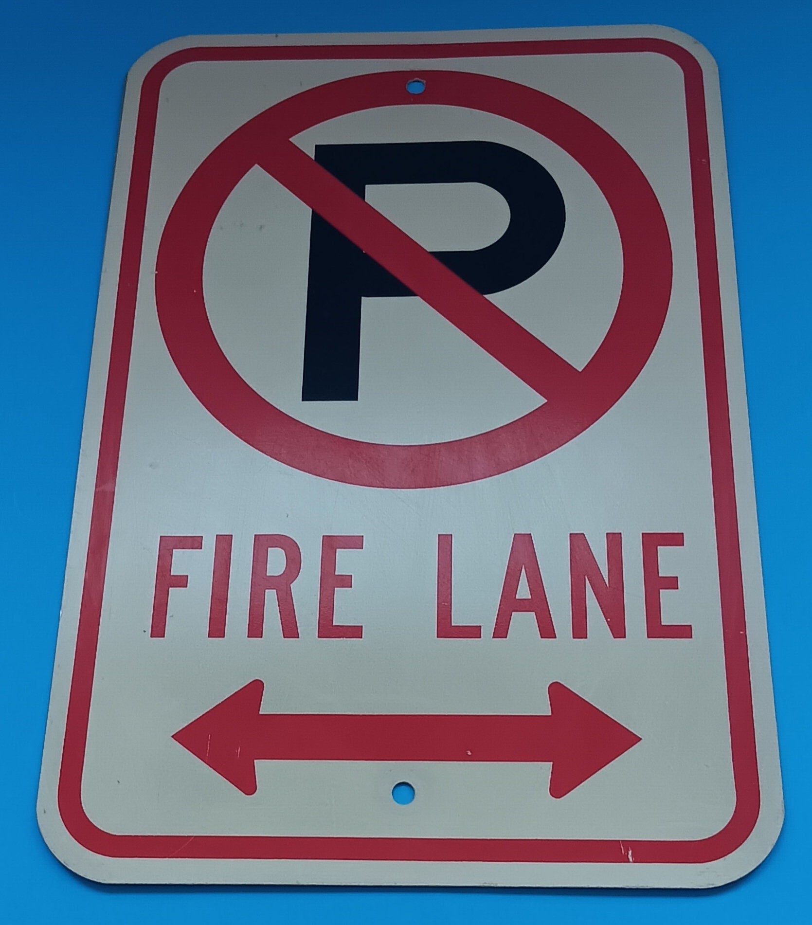 希少 Fire-King STOP NO PARKING 標識マグ ヴィンテージ Vintage Metal No Parking Fire Lane Sign: Man Cave Decor (17x12) - Etsy