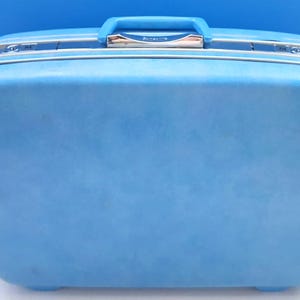 Mid Century Light Blue Hard Shell Suitcase, Vintage Samsonite Silhouette Luggage.