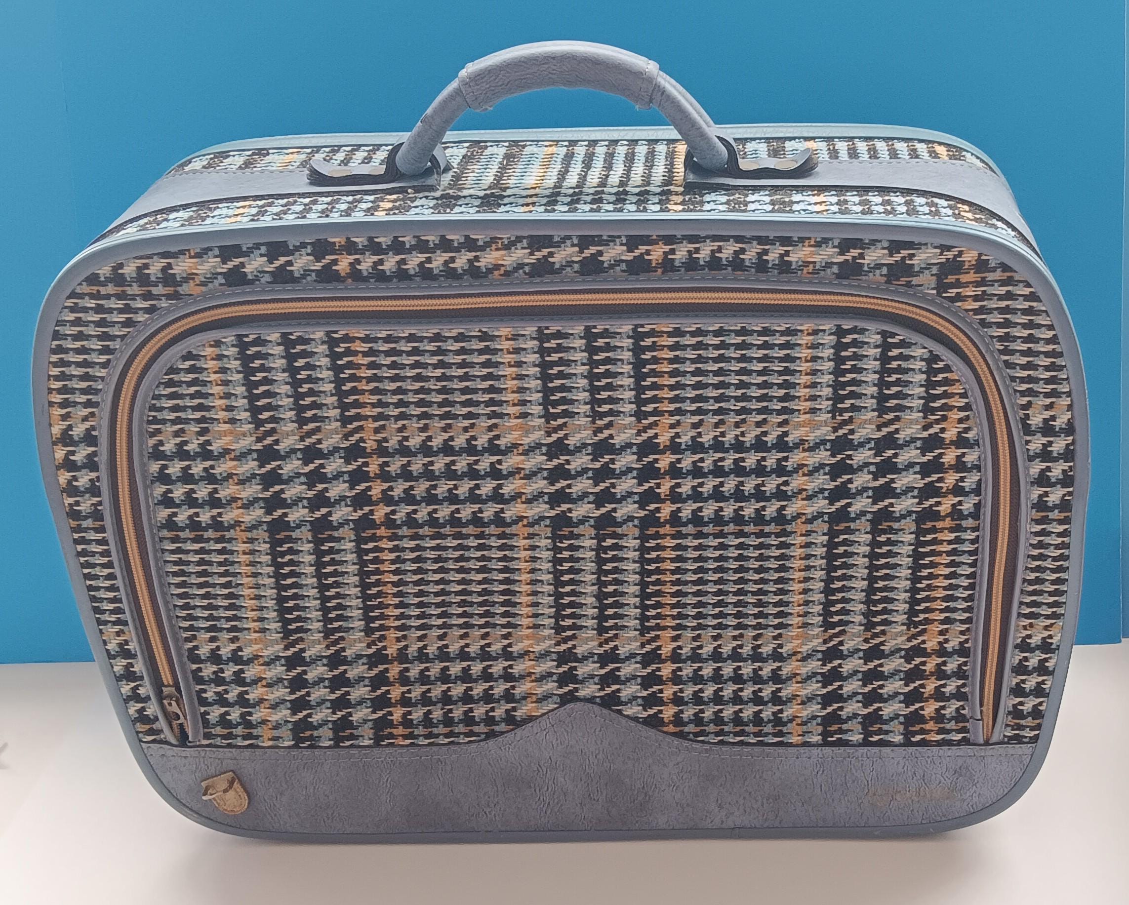 Buy 什器 ミッドセンチュリー トランク Travelwear Leeds 50s Nere USA Next from Suitcase Medium 65CM OPEN DUAL Venture Green その他