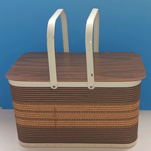 Vintage Redmond Woven Picnic Basket with Metal Handles