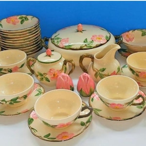 Vintage Franciscan Desert Rose Earthenware 44-Piece Dinnerware Set