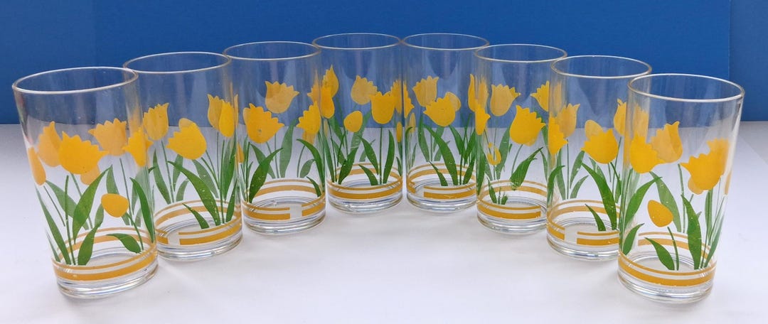 Set of Eight Vintage Acrylic Tulip Glasses, Mid Century Cole and